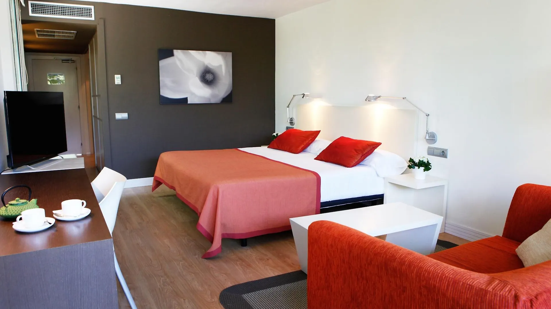 Magnolia Hotel - Adults Only Salou 4*,